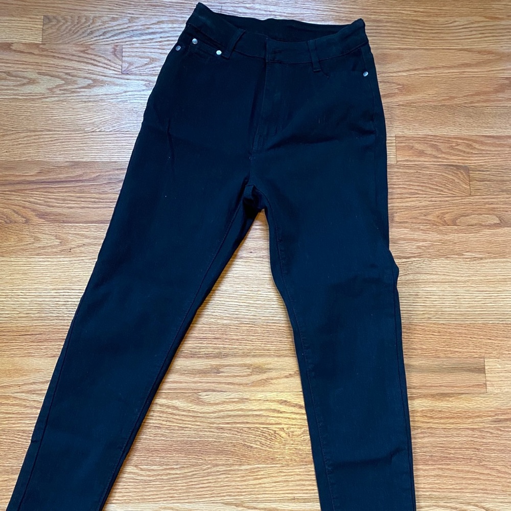 Brand New Black Fashion Nova Super highwaist jeans